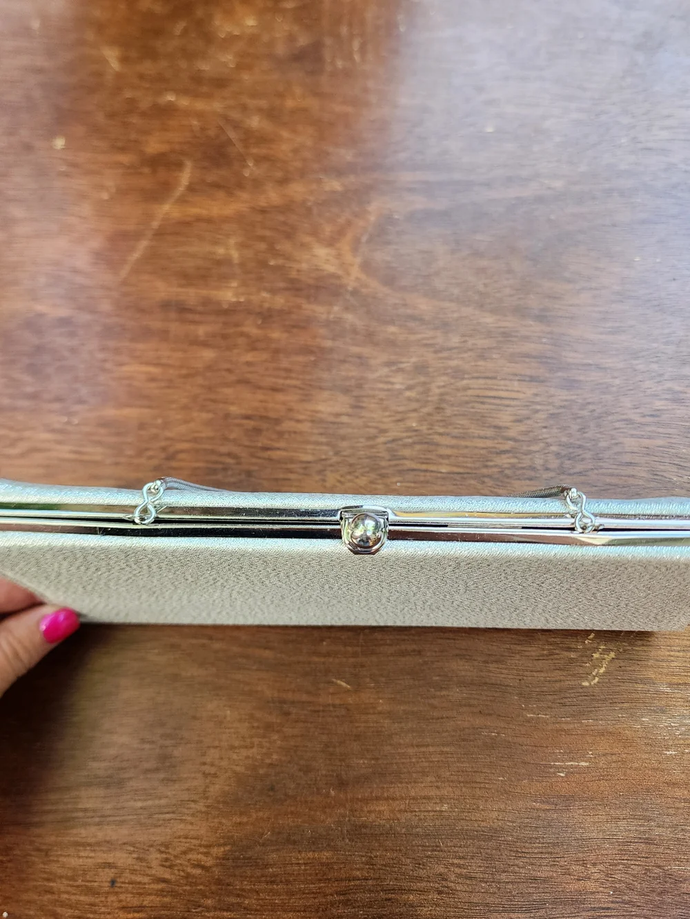 Vintage Metallic Silver Shimmer Evening Bag Kiss Lock Chain Strap Clutch